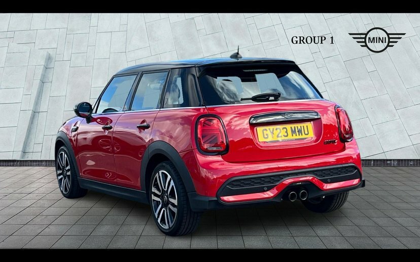 Mini Hatch 5-Door Hatch Cooper S Exclusive GY23MWU Red #2