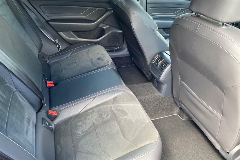 Volkswagen Arteon 2L R-line Black #33