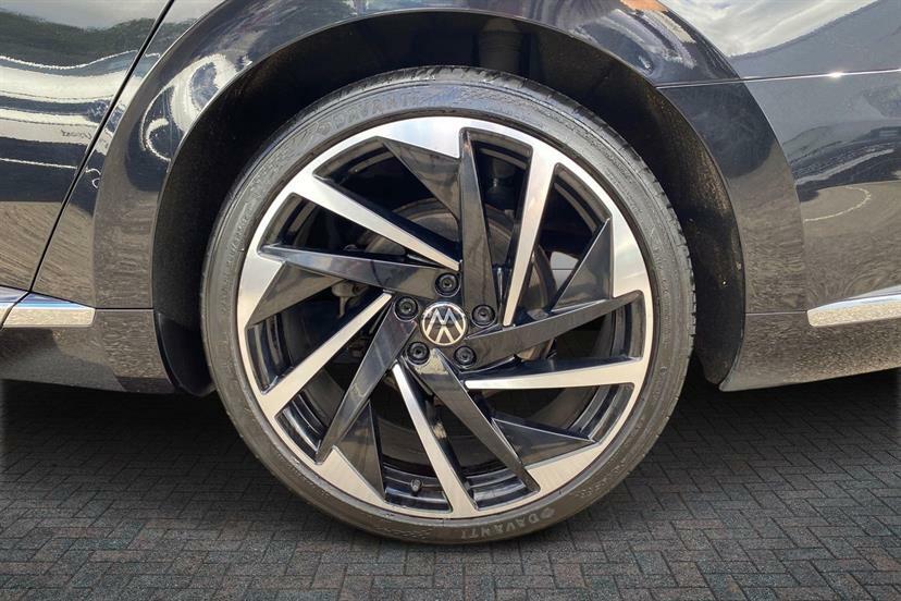 Volkswagen Arteon 2.0 Tdi 200 R-line Dsg Black #5