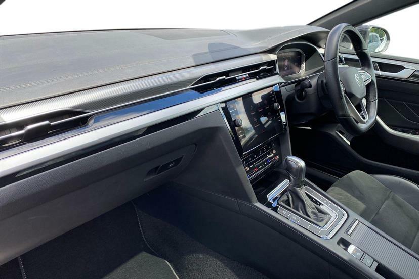 Volkswagen Arteon 2.0 Tdi 200 R-line Dsg Black #2