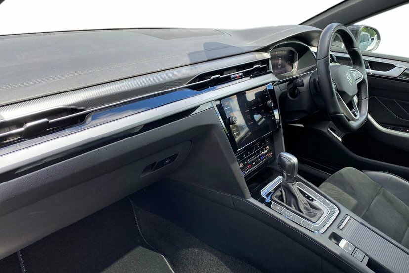 Volkswagen Arteon 2.0 Tdi R-line Fastback Dsg 200 Ps RF21VBJ Black #2