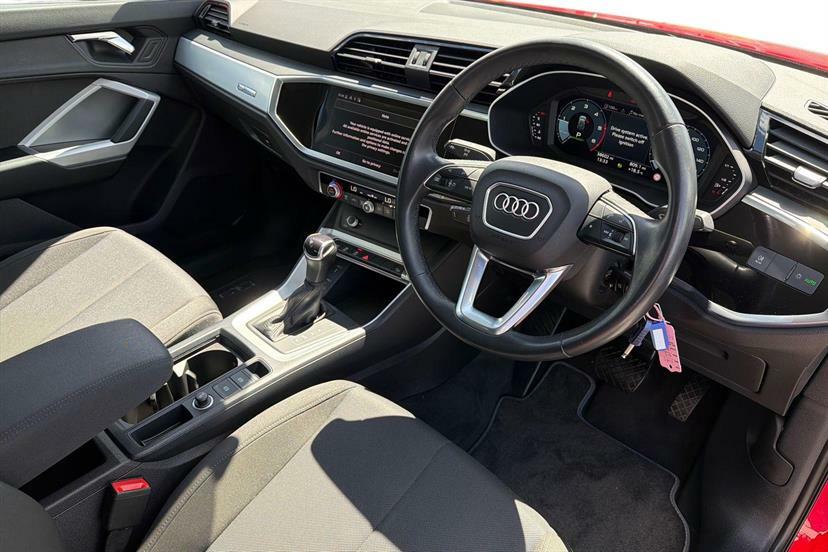 Audi Q3 35 Tdi Technik S Tronic Red #6