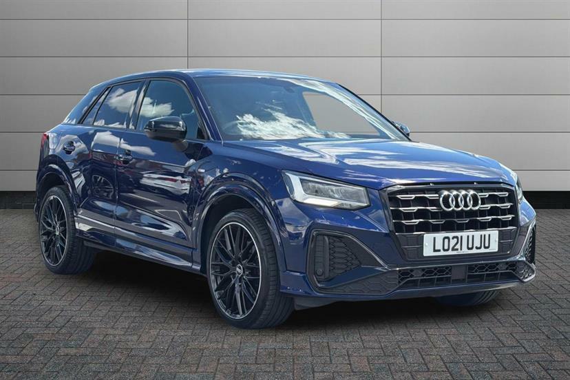 Audi Q2 35 Tfsi Black Edition S Tronic Blue