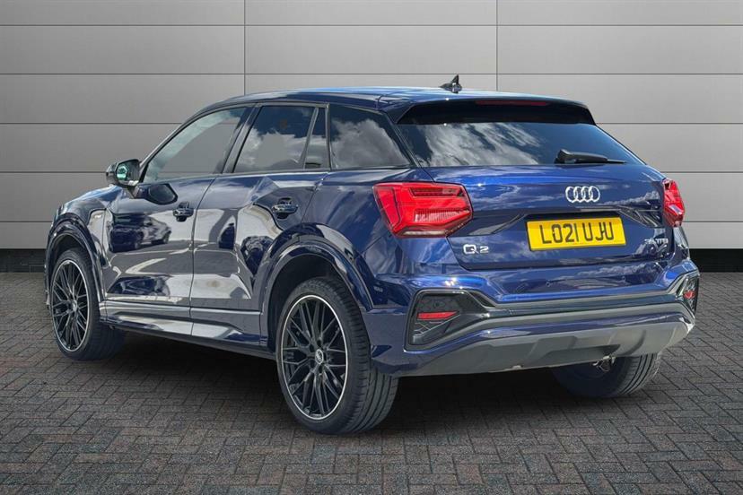 Audi Q2 35 Tfsi Black Edition S Tronic Blue #3