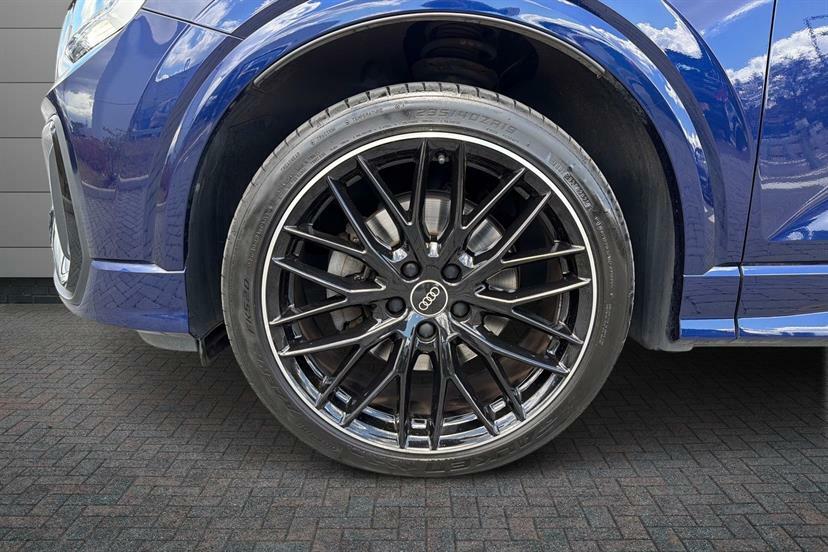 Audi Q2 35 Tfsi Black Edition S Tronic Blue #5