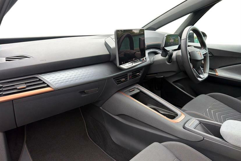 Cupra Born 170Kw E-boost V1 59Kwh Black #2