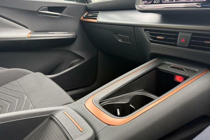 Cupra Born 169Kw E-boost V2 58Kwh 2024 Blue #47