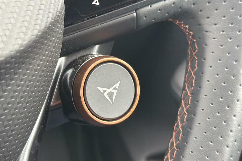 Cupra Born 169Kw E-boost V2 58Kwh 2024 Blue #32