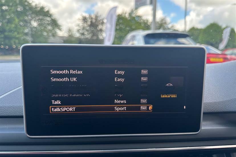 Audi A4 Saloon 2.0 Tfsi Se Euro 6 Ss 201717 Blue #16
