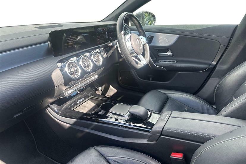 Mercedes-Benz CLA Class 220D Amg Line Premium Plus Tip Grey #2