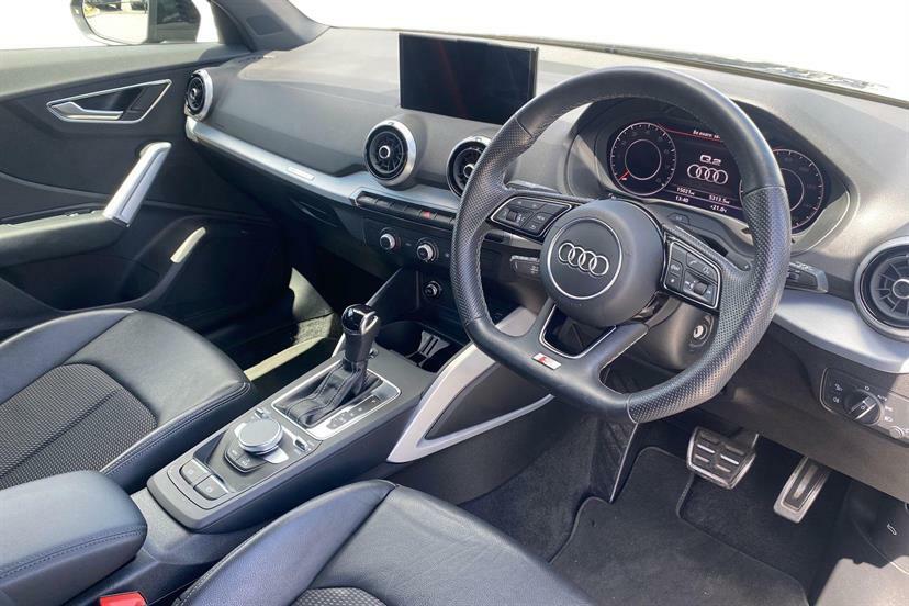 Audi Q2 35 Tfsi Black Edition S Tronic Black #6