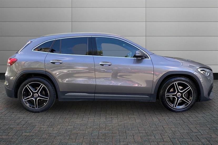 Mercedes-Benz GLA Class 200 Amg Line Premium Grey #3