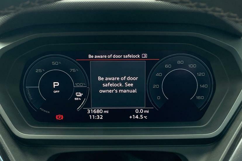 Audi Q4 E Tron 150Kw 40 82Kwh S Line Cstech Pack Grey #5