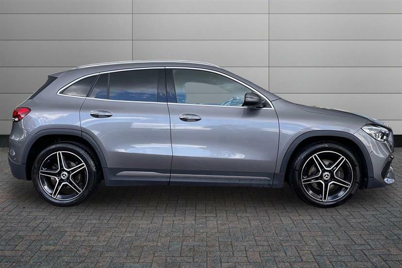 Mercedes-Benz GLA Class 200 Amg Line Premium Grey #3
