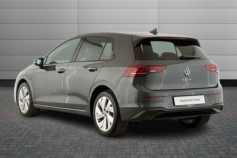 Volkswagen Golf 1.5 Tsi 204 Match Ehybrid Dsg Grey #3
