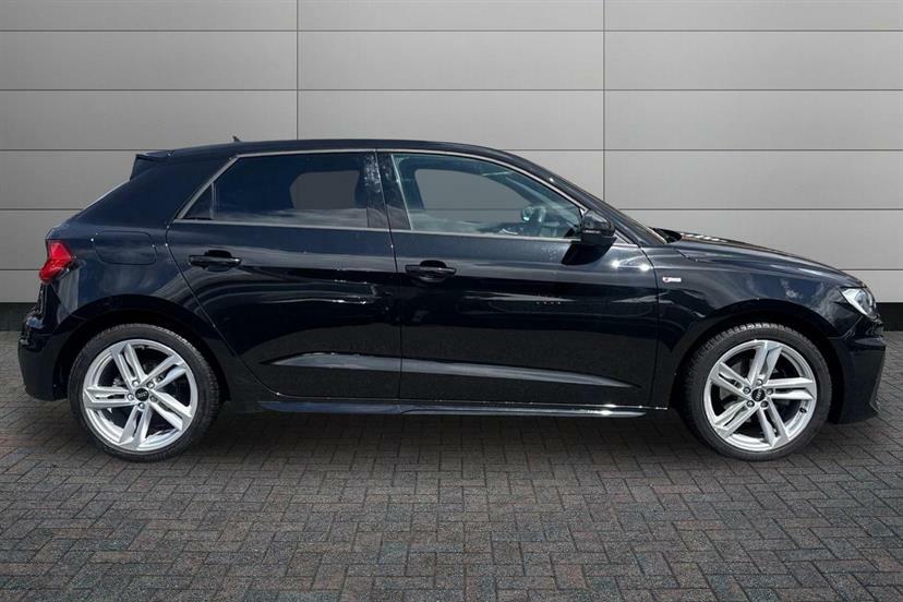 Audi A1 30 Tfsi S Line S Tronic Tech Pack Black #4
