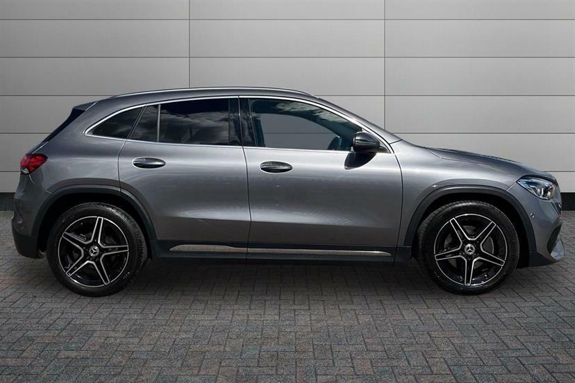 Mercedes-Benz GLA Class 200 Amg Line Premium Grey #3