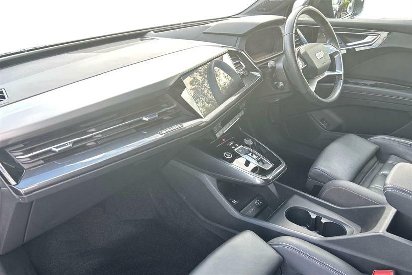 Audi Q4 E Tron 150Kw 40 82Kwh S Line Cstech Pack Black #2