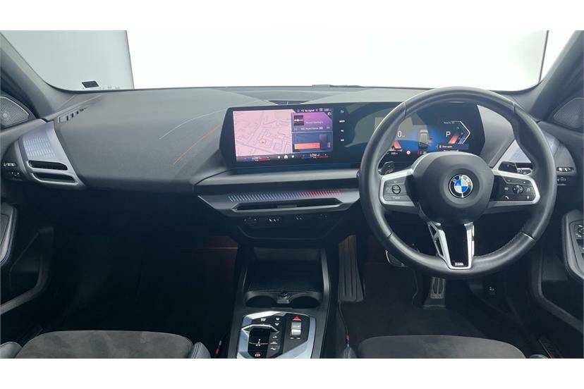 BMW 1 Series 120 M Sport Step #4