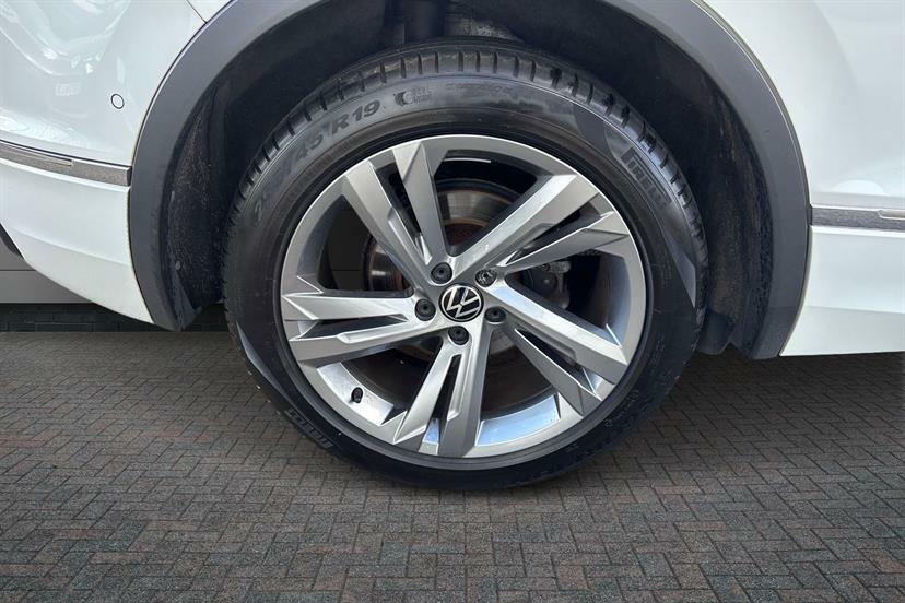 Volkswagen Tiguan 1.5 Tsi 150 R-line Edition Dsg White #5