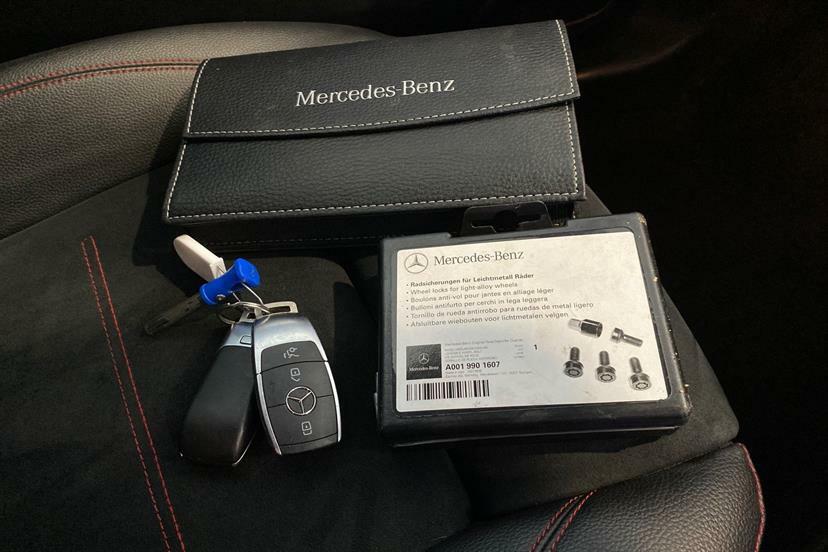 Mercedes-Benz GLB Class Glb 220 Amg Line Premium D 4Matic White #49