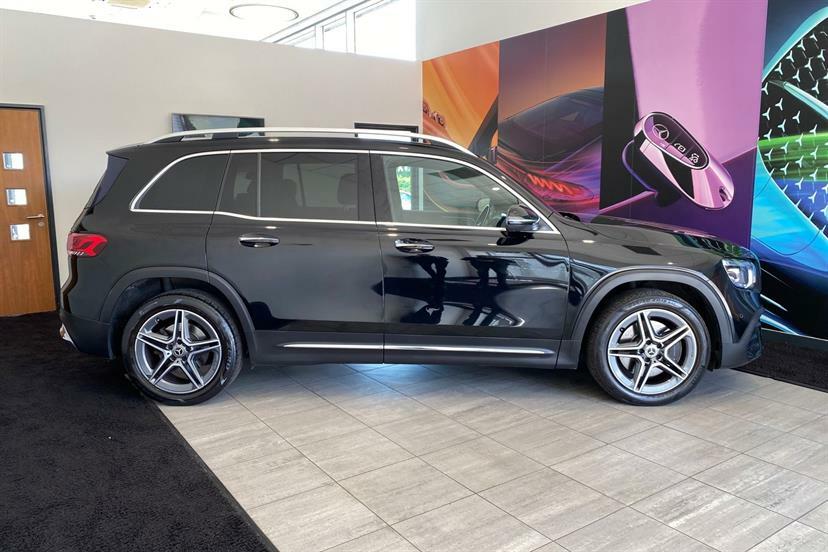 Mercedes-Benz GLB Class Glb 220 Amg Line Premium D 4Matic White #21