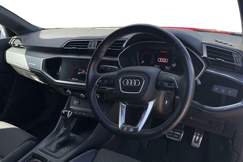 Audi Q3 35 Tfsi S Line S Tronic Black #5