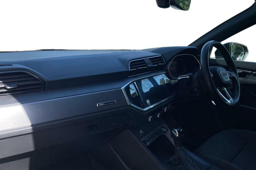 Audi Q3 35 Tfsi S Line S Tronic Black #2