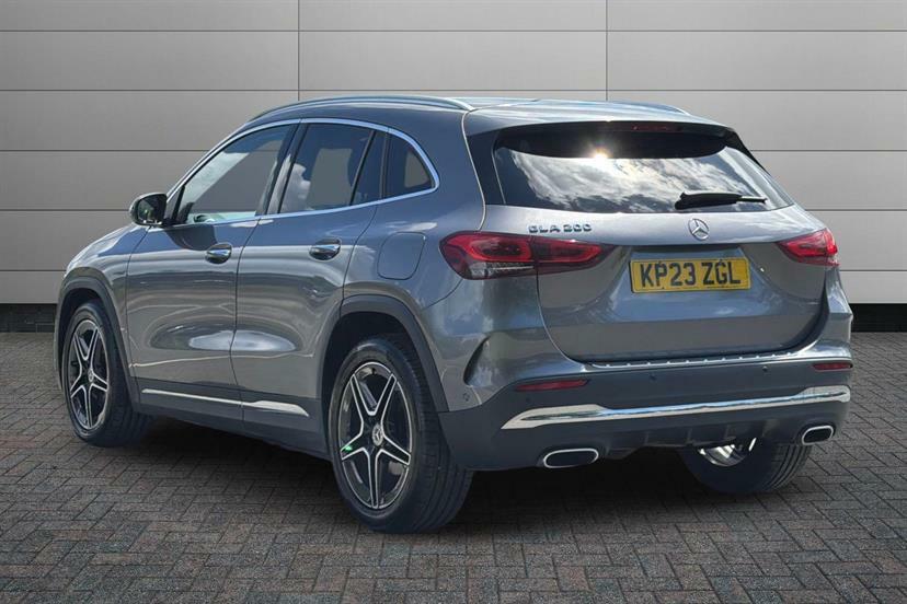 Mercedes-Benz GLA Class 200 Amg Line Premium Grey