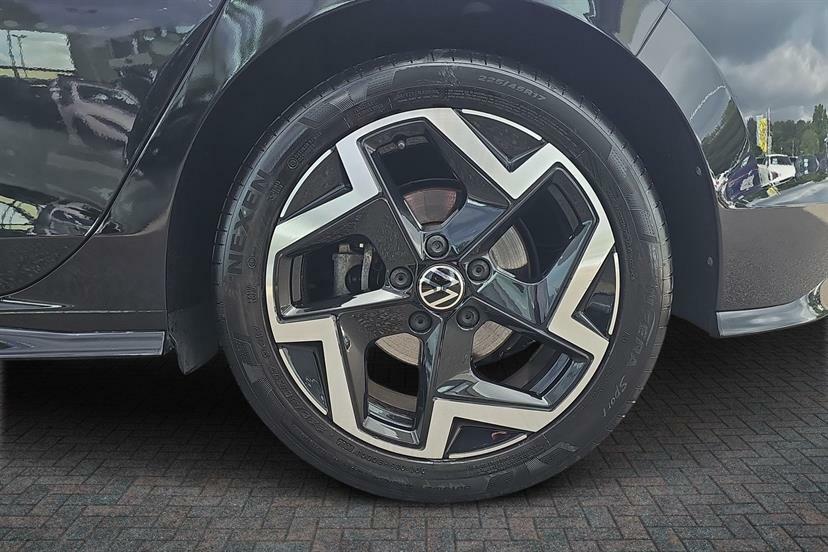Volkswagen Golf 1.5 Etsi 150 R-line Dsg Black #4