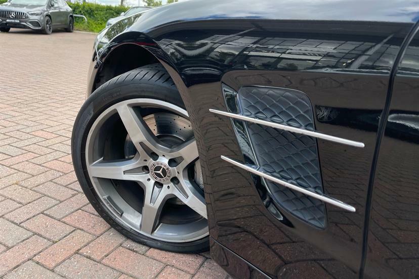 Mercedes-Benz SL Class Amg Line Black #25