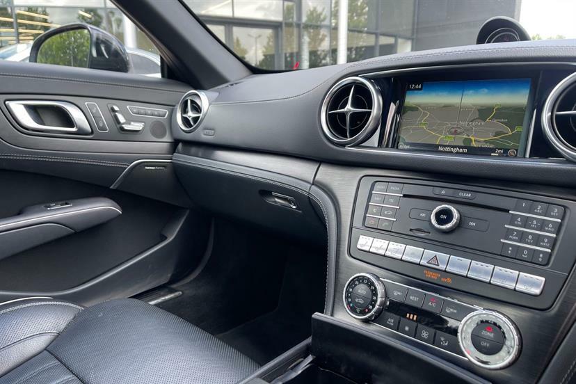 Mercedes-Benz SL Class Amg Line Black #38