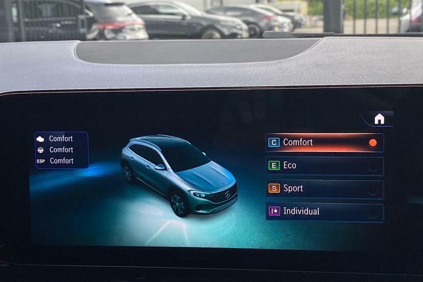 Mercedes-Benz EQA Eqa 250 70.5Kwh Amg Line Premium Plus Suv E  #33