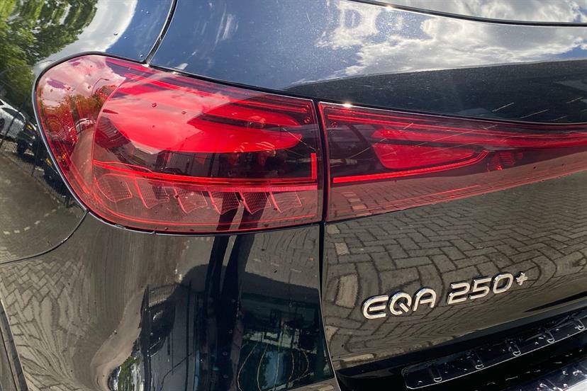 Mercedes-Benz EQA Eqa 250 70.5Kwh Amg Line Premium Plus Suv E  #60
