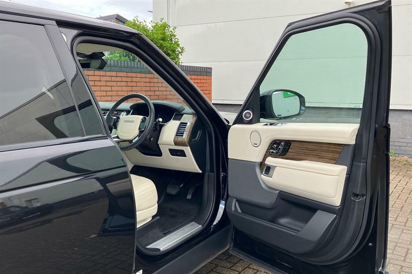 Land Rover Range Rover V6 Vogue Se Red #43