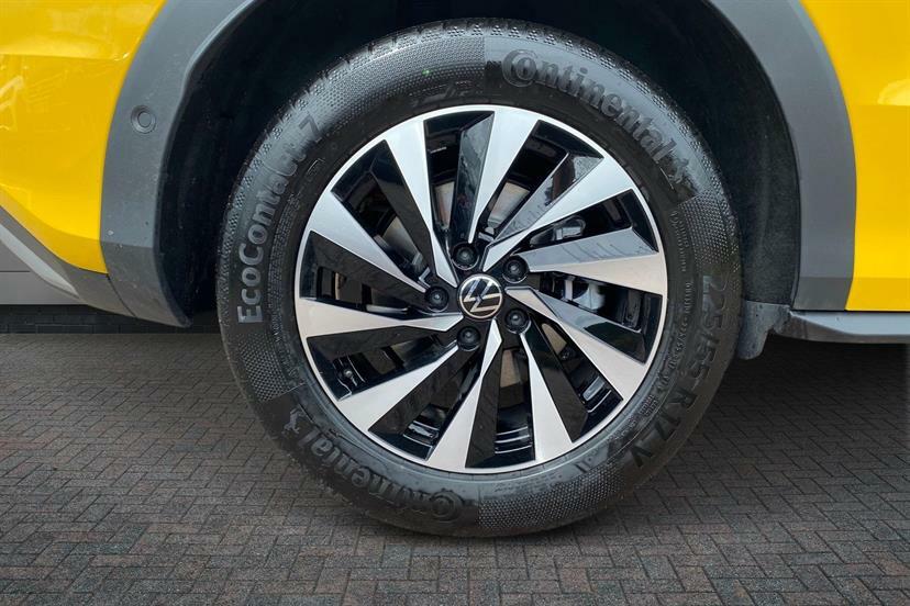 Volkswagen T-Roc 1.5 Etsi Life Dsg Yellow #3