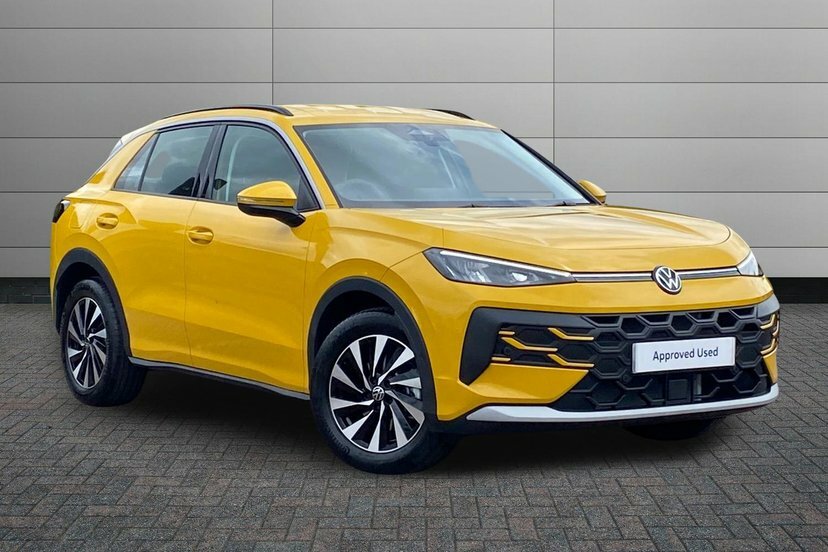 Volkswagen T-Roc 1.5 Etsi Mhev Life Suv Hybrid Dsg 116 MM26JVK Yellow