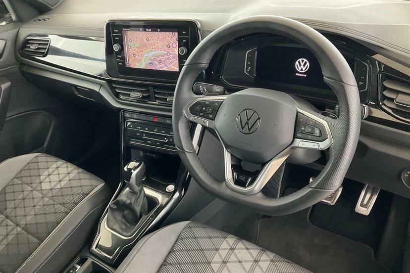 Volkswagen T-Roc 1.5 Tsi Black Edition Plus Dsg Black #5
