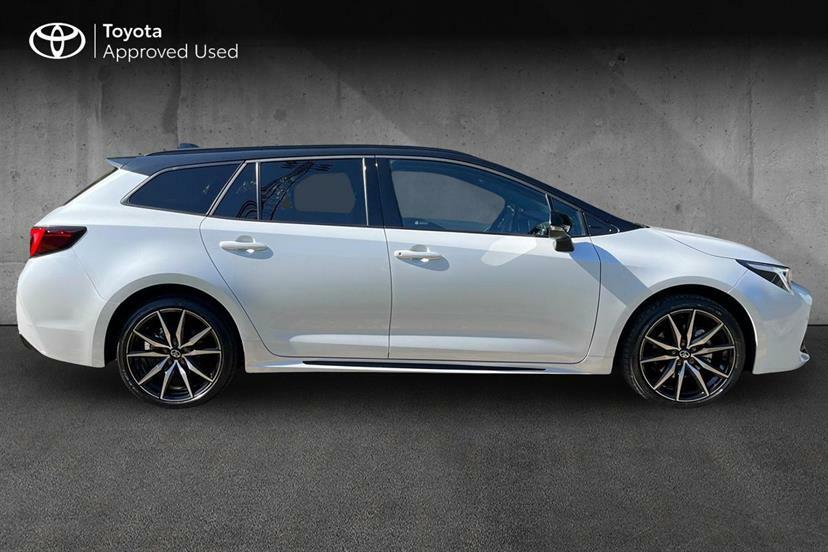 Toyota Corolla 2.0 Hybrid 178 Gr Sport Cvt Black #4