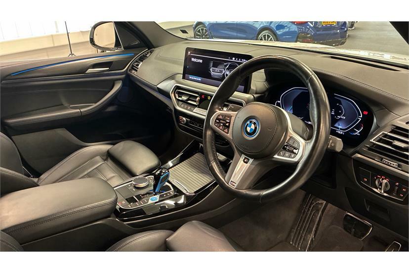 BMW iX3 210Kw M Sport Pro 80Kwh White #5