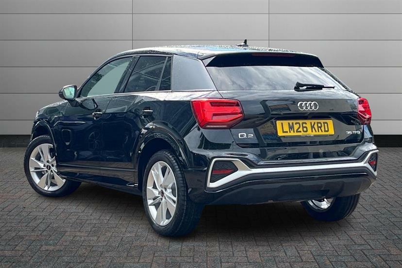 Audi Q2 35 Tfsi S Line S Tronic Cs Black #2