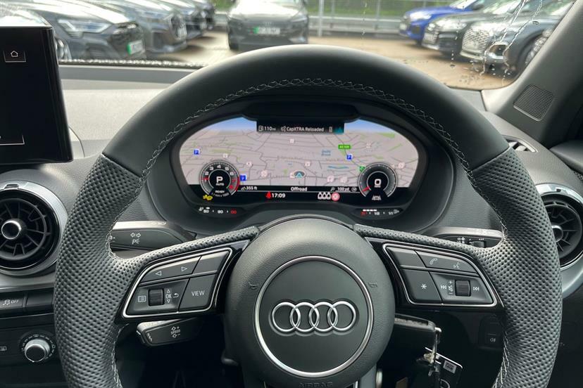 Audi Q2 35 Tfsi Black Edition S Tronic Tech 2026 Grey #17