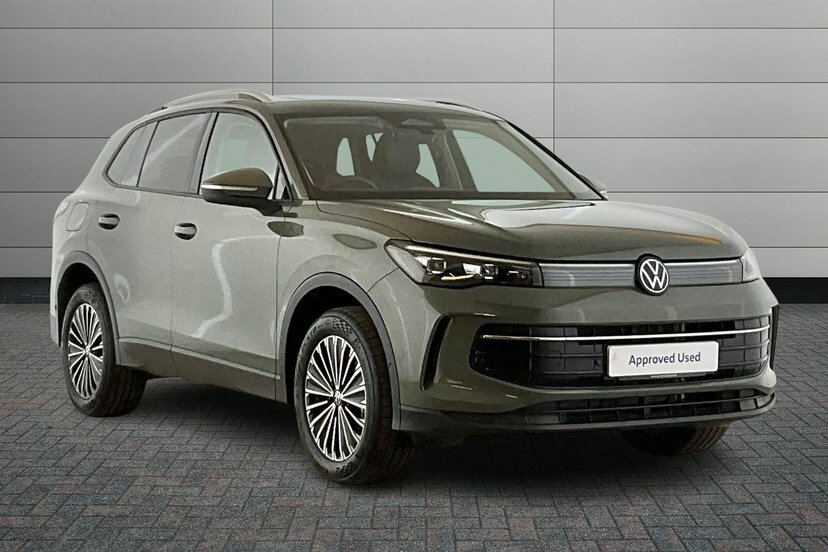 Volkswagen Tiguan 1.5 Tsi Ehybrid 19.7Kwh Match Suv Plug- DF25YLJ Green
