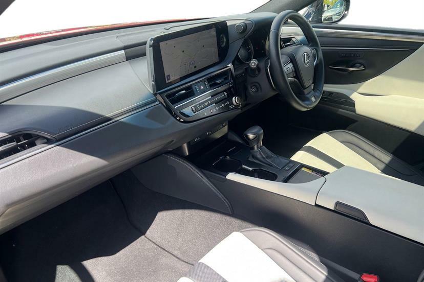 Lexus ES 300H 2.5 F-sport Cvt Red #2