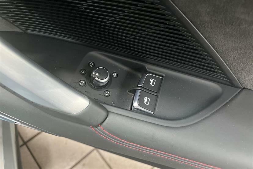 Audi TT Coup- Black Edition 40 Tfsi 197 Ps S Tronic Grey #12