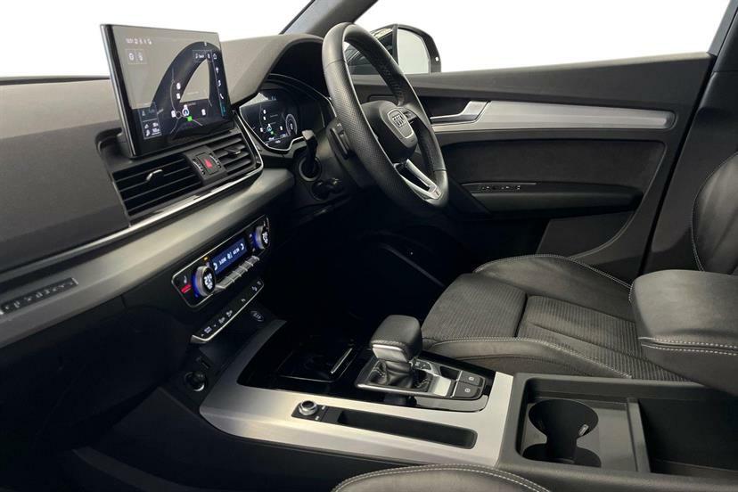 Audi Q5 45 Tfsi Quattro S Line S Tronic Black #2
