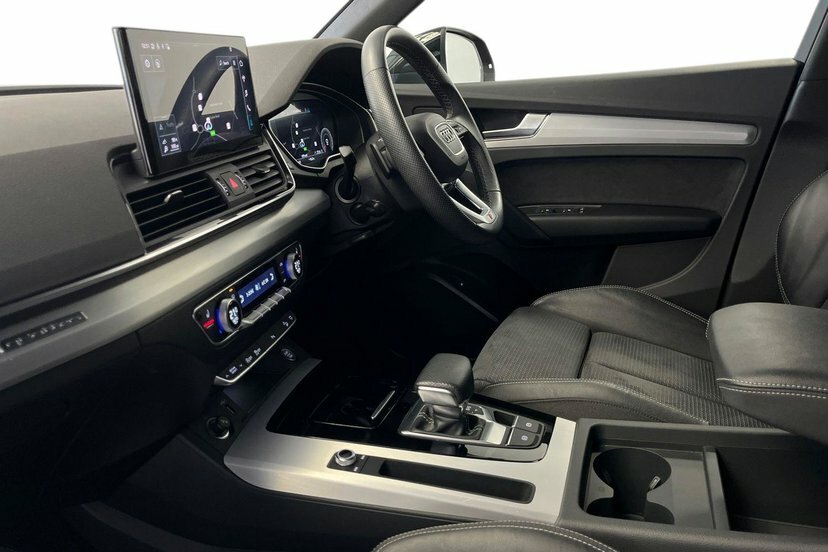 Audi Q5 2.0 Tfsi 45 S Line Sportback S Tronic Q GY23JTU Black #2