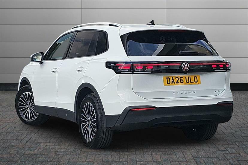 Volkswagen Tiguan 1.5 Etsi 150 Match Dsg White #2