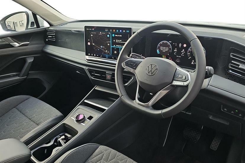 Volkswagen Tiguan 1.5 Etsi 150 Match Dsg White #4