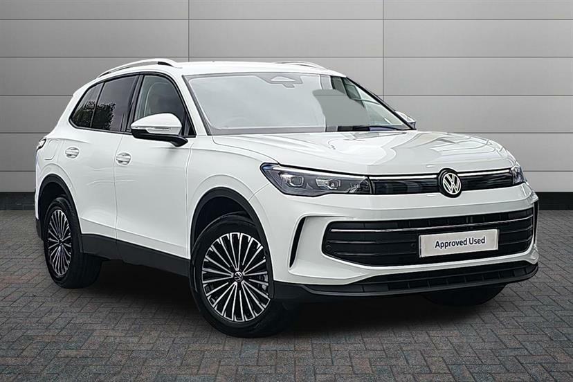 Volkswagen Tiguan 1.5 Etsi Match Dsg White